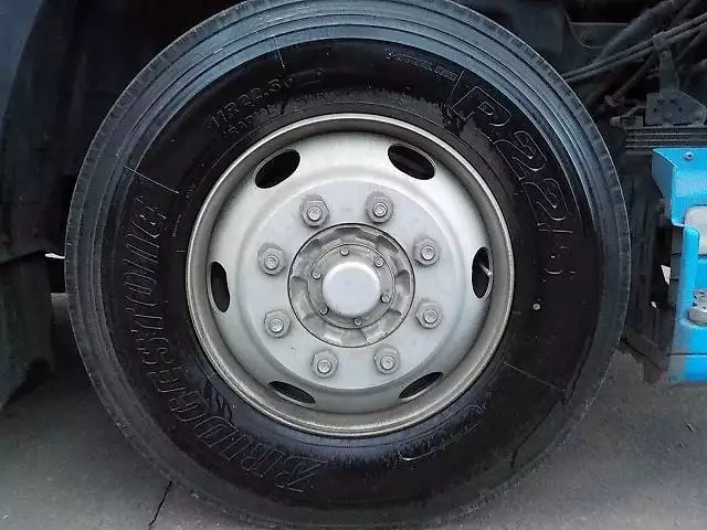 平成17年02月中古大型トラクタヘッド日野日野の画像12