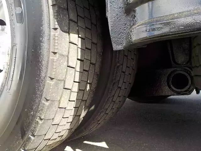 平成17年02月中古大型トラクタヘッド日野日野の画像15