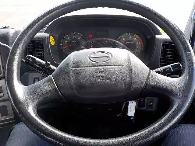 平成17年02月中古大型トラクタヘッド日野日野の画像18