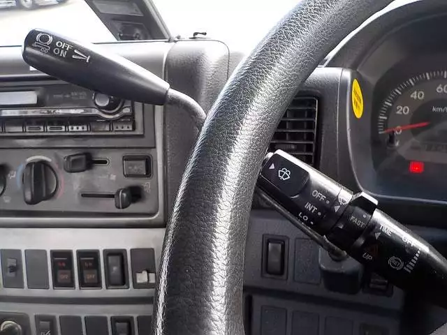 平成17年02月中古大型トラクタヘッド日野日野の画像20