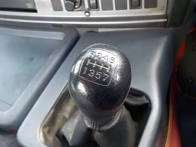 平成17年02月中古大型トラクタヘッド日野日野の画像22