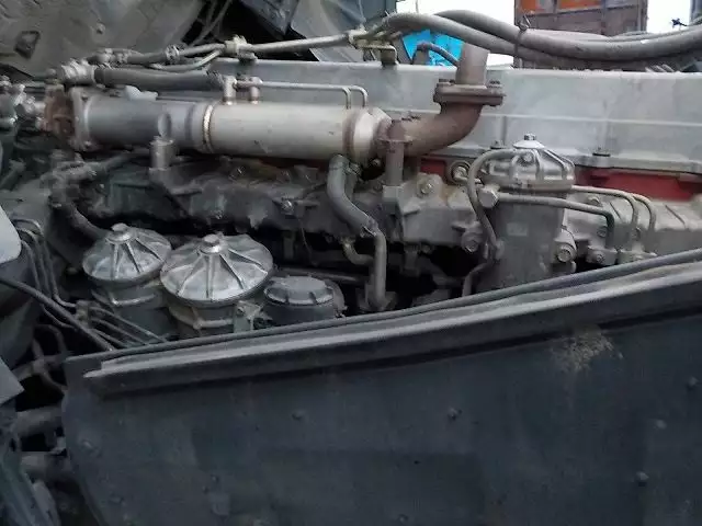 平成17年02月中古大型トラクタヘッド日野日野の画像9