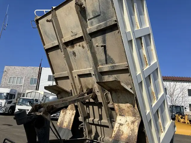 平成23年11月中古中型ダンプいすゞフォワードの画像15