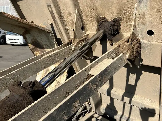 平成23年11月中古中型ダンプいすゞフォワードの画像16