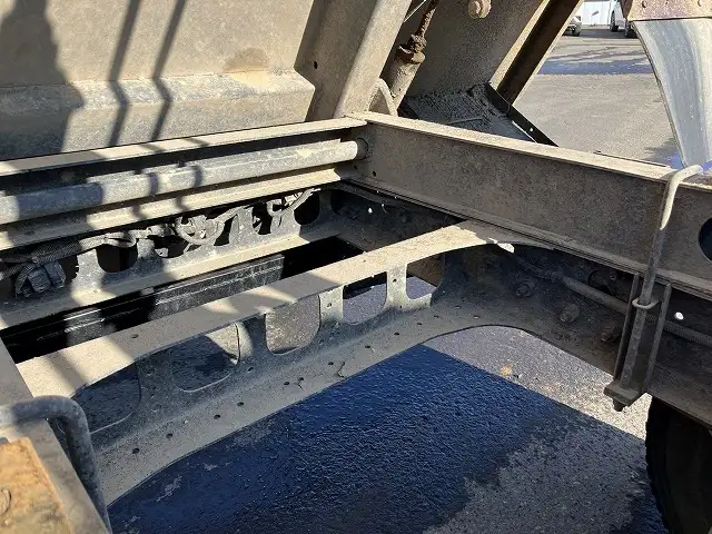 平成23年11月中古中型ダンプいすゞフォワードの画像23