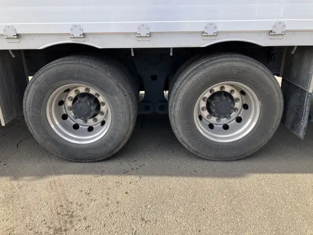 令和05年08月中古大型クレーン付日野プロフィアの画像35