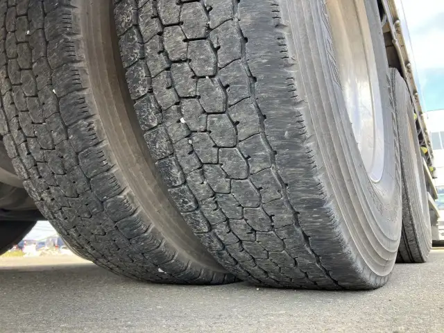 令和05年08月中古大型クレーン付日野プロフィアの画像37