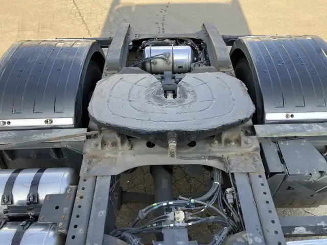 令和02年08月中古大型トラクタヘッド日野プロフィアの画像13