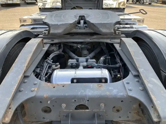 令和02年08月中古大型トラクタヘッド日野プロフィアの画像15