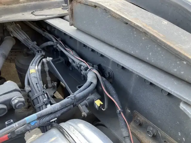 令和02年08月中古大型トラクタヘッド日野プロフィアの画像17