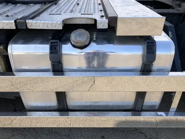 令和02年08月中古大型トラクタヘッド日野プロフィアの画像33