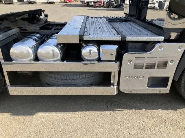 令和02年08月中古大型トラクタヘッド日野プロフィアの画像35