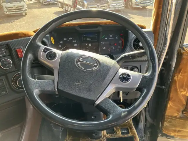 令和02年08月中古大型トラクタヘッド日野プロフィアの画像38