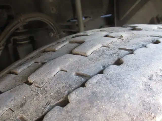 令和03年10月中古大型トラクタヘッド日産UDクオンの画像11