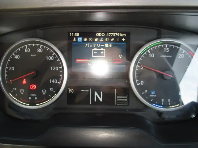令和03年10月中古大型トラクタヘッド日産UDクオンの画像31