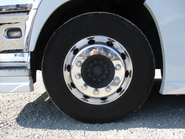 令和03年10月中古大型トラクタヘッド日産UDクオンの画像9