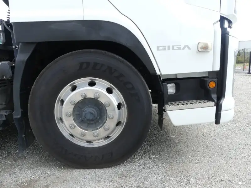 令和03年03月中古大型トラクタヘッドいすゞギガの画像11