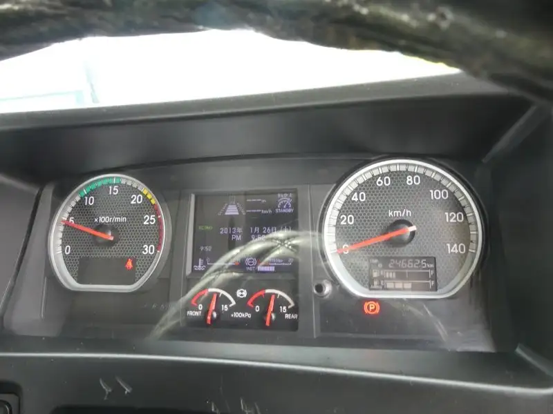 令和03年03月中古大型トラクタヘッドいすゞギガの画像19