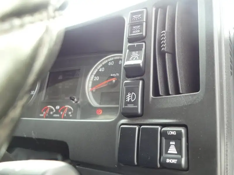 令和03年03月中古大型トラクタヘッドいすゞギガの画像23