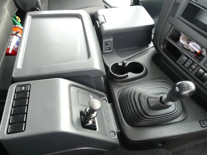 令和03年03月中古大型トラクタヘッドいすゞギガの画像24