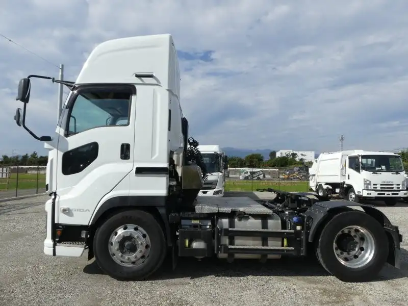 令和03年03月中古大型トラクタヘッドいすゞギガの画像6