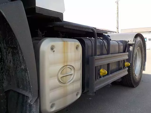 平成17年05月中古大型トラクタヘッド日野日野の画像12