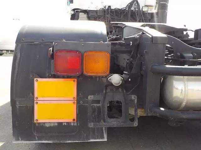 平成17年05月中古大型トラクタヘッド日野日野の画像14