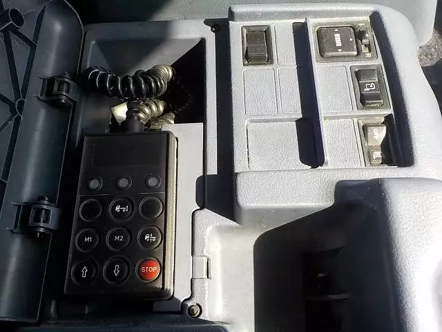 平成17年05月中古大型トラクタヘッド日野日野の画像31