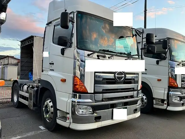 平成28年03月中古大型トラクタヘッド日野プロフィアの画像2