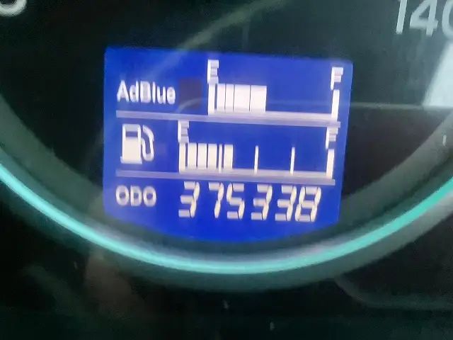 平成28年03月中古大型トラクタヘッド日野プロフィアの画像4