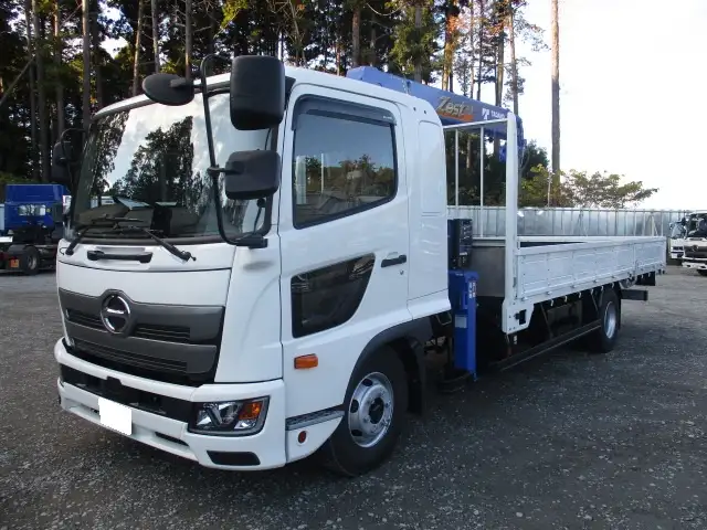 令和05年11月中古中型クレーン付日野レンジャーの画像1