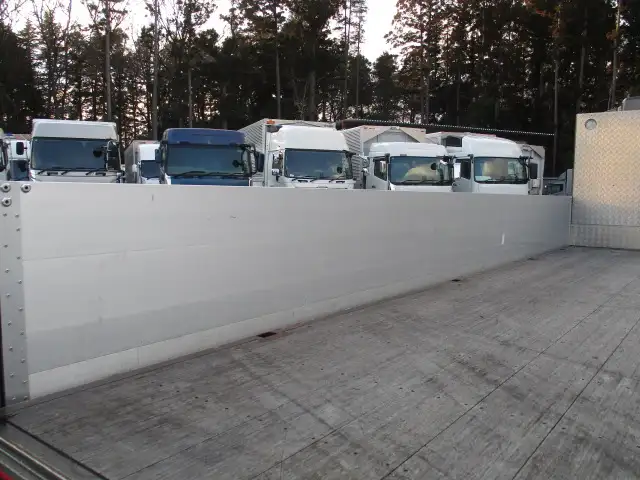 令和01年/平成31年09月中古中型平ボディいすゞフォワードの画像26