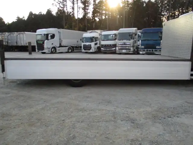 令和01年/平成31年09月中古中型平ボディいすゞフォワードの画像30