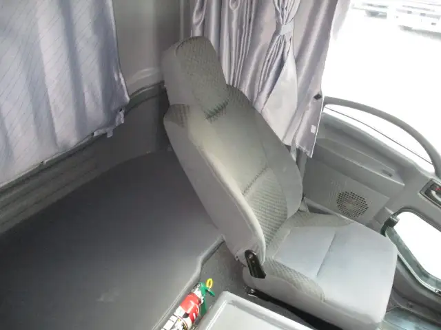 令和01年/平成31年09月中古中型平ボディいすゞフォワードの画像46