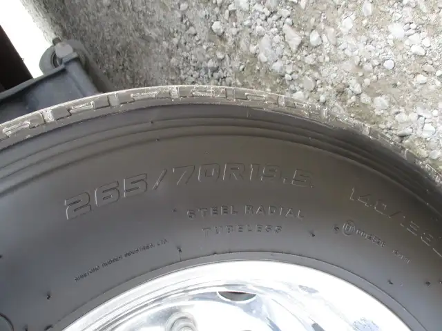 令和05年04月中古増トンアルミバン・ウィングいすゞフォワードの画像13