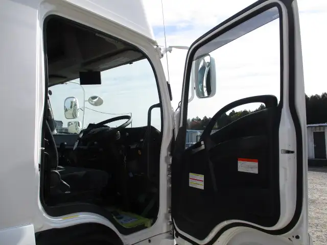 令和05年04月中古増トンアルミバン・ウィングいすゞフォワードの画像37