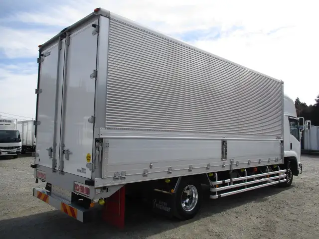 令和05年04月中古増トンアルミバン・ウィングいすゞフォワードの画像5