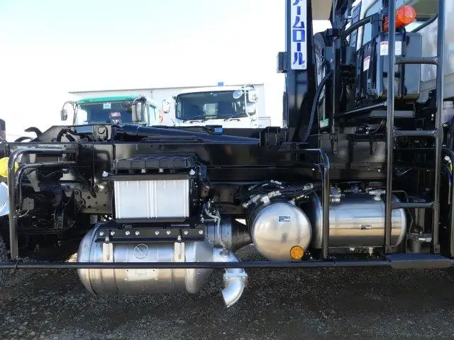 令和06年10月中古中型ミキサー車・高所作業車・その他特装車三菱ふそうファイターの画像17