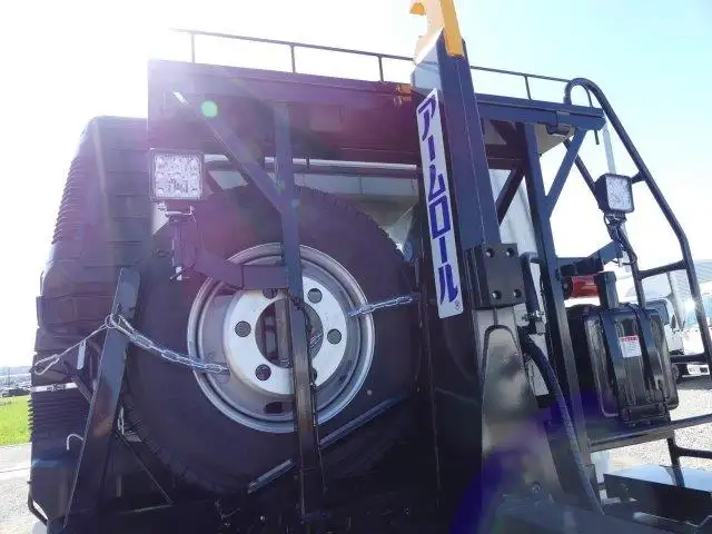 令和06年10月中古中型ミキサー車・高所作業車・その他特装車三菱ふそうファイターの画像7