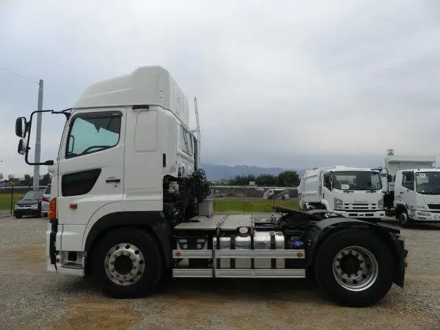 平成29年12月中古大型トラクタヘッド日野プロフィアの画像4