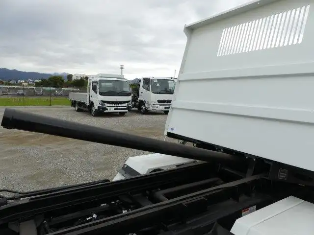 令和04年09月中古小型ダンプ三菱ふそうキャンターの画像23