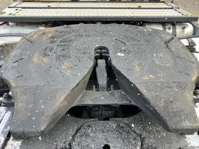 令和02年06月中古大型トラクタヘッド日野プロフィアの画像22