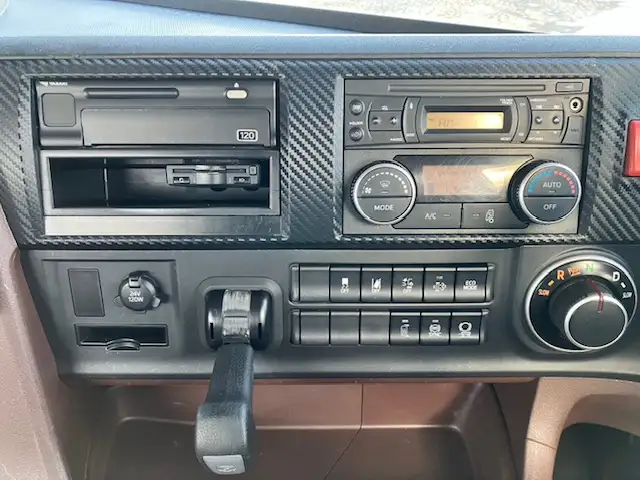 令和02年06月中古大型トラクタヘッド日野プロフィアの画像53