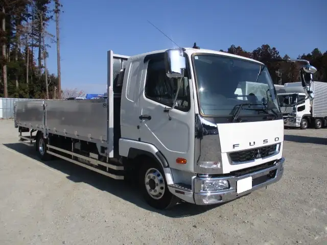 ★未使用車★　R6　三菱　4tアルミ平ボデー　6200ワイド　220馬力　MT　東洋ボデー　融雪仕様　５方開　の画像3