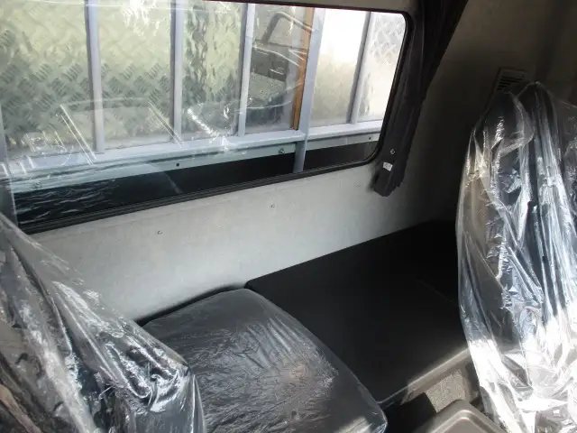 ★未使用車★　R6　三菱　4tアルミ平ボデー　6200ワイド　220馬力　MT　東洋ボデー　融雪仕様　５方開　の画像45