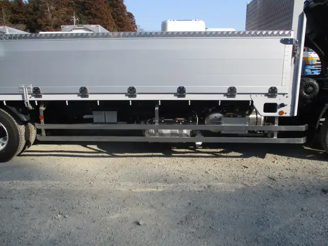 ★未使用車★　R6　三菱　4tアルミ平ボデー　6200ワイド　220馬力　MT　東洋ボデー　融雪仕様　３方開　の画像20