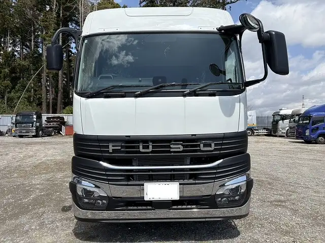 未使用車！車検付！　令和6年　三菱　トラクタヘッド　距離：1,000㎞未満　第五輪荷重：11,500㎏　AT（2ペダル）　の画像2