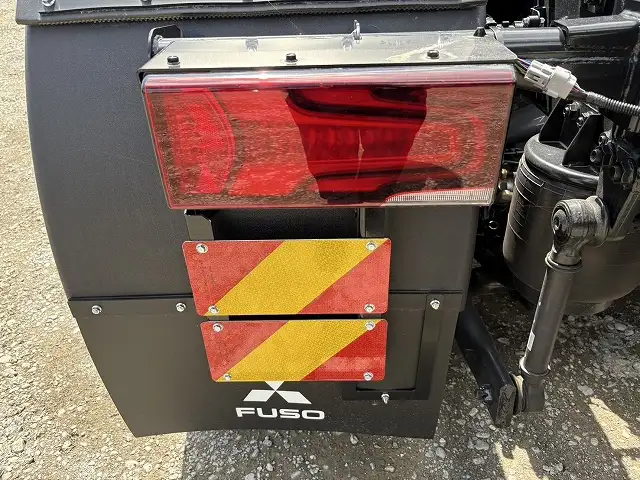 未使用車！車検付！　令和6年　三菱　トラクタヘッド　距離：1,000㎞未満　第五輪荷重：11,500㎏　AT（2ペダル）　の画像18