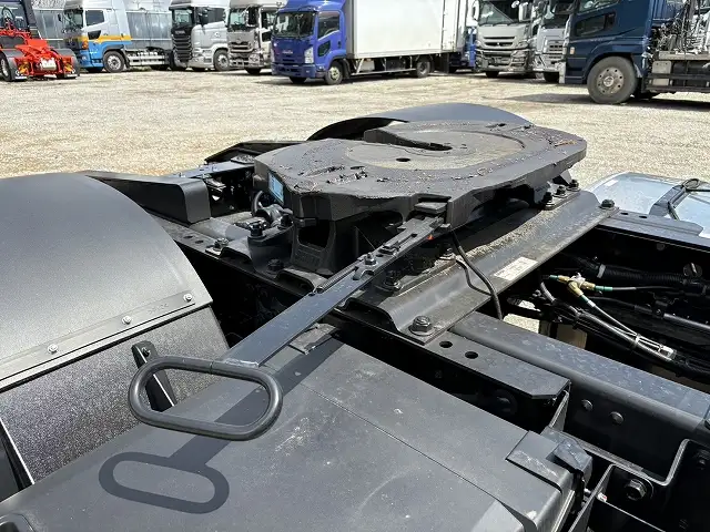 未使用車！車検付！　令和6年　三菱　トラクタヘッド　距離：1,000㎞未満　第五輪荷重：11,500㎏　AT（2ペダル）　の画像28