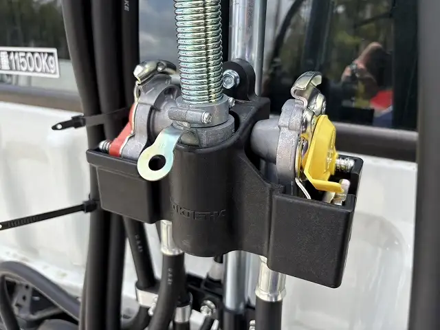 未使用車！車検付！　令和6年　三菱　トラクタヘッド　距離：1,000㎞未満　第五輪荷重：11,500㎏　AT（2ペダル）　の画像32